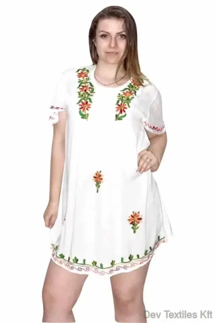 Tunika Fehér Virágos Fűzős