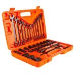 Egy nyitott narancssárga műanyag szerszámtáskában a PNEUMATIKUS SZERSZÁMKÉSZLET VILLÁSKÉSZLET 37 el. 1/2" hüvelyk, benne kulcsokkal, dugókulcsokkal és egy racsnis nyéllel, szépen elrendezve.